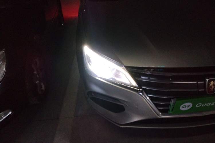 Used Roewe Ei5 2018 Internet Flagship Edition Right Front Headlight