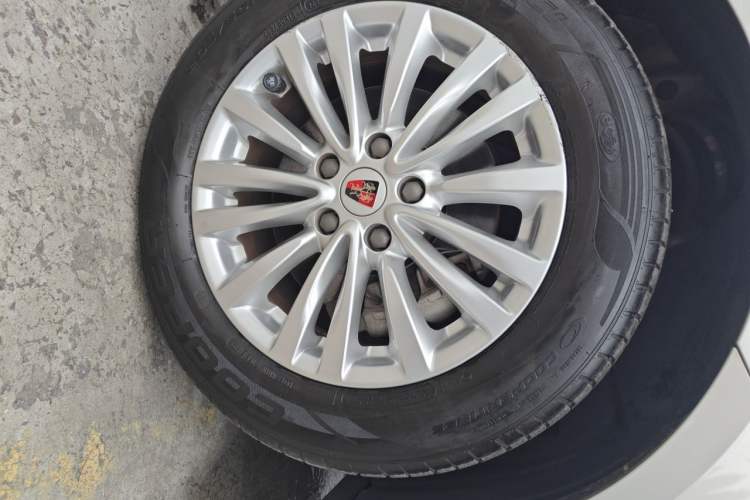 Used Roewe Ei5 2018 Internet Luxury Edition Right Front Wheel Hub