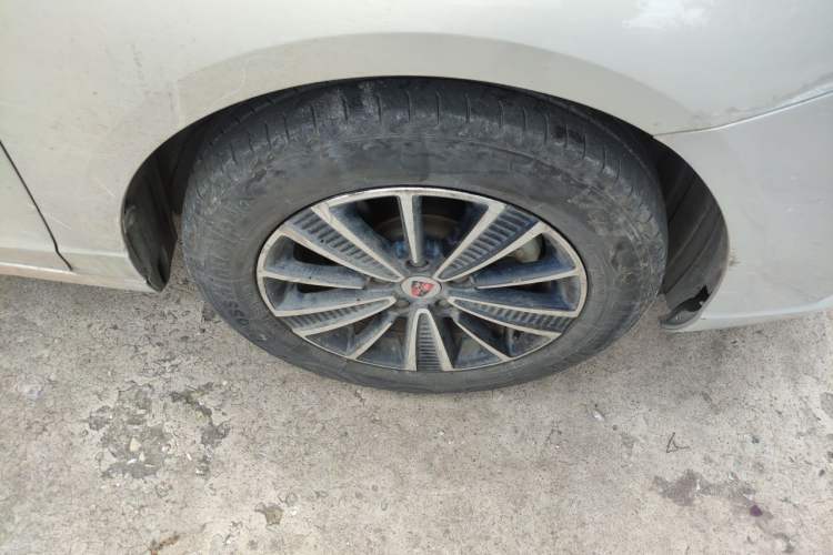 Used Roewe Ei5 2018 Internet Luxury Edition Right Front Wheel Hub
