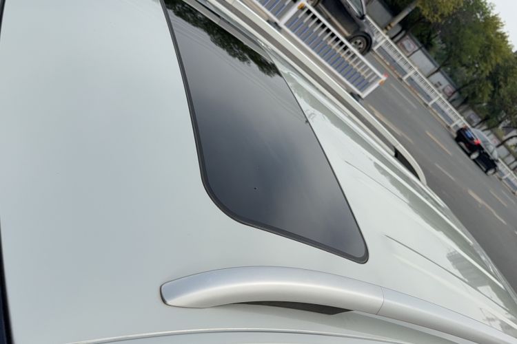 Used Roewe Ei5 2018 Internet Flagship Edition Roof