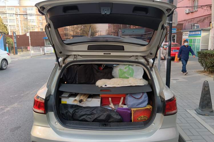 Used Roewe Ei5 2018 Internet Flagship Edition Trunk