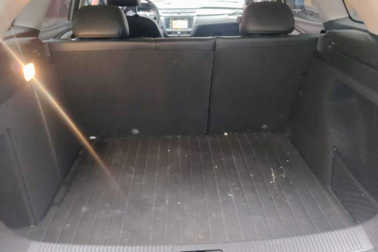 Used Roewe Ei5 2018 Internet Flagship Edition Trunk