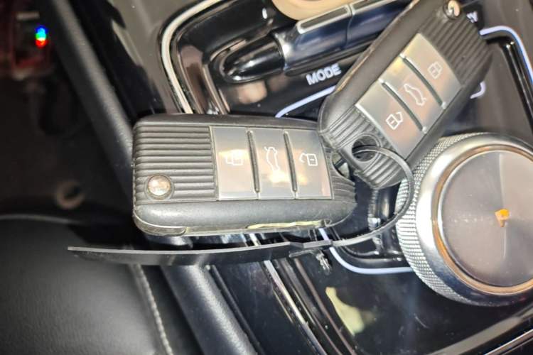 Used Roewe Ei5 2018 Internet Luxury Edition Vehicle Key