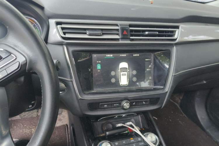 Used Roewe Ei5 2018 Internet Flagship Edition Audio And AC Panel