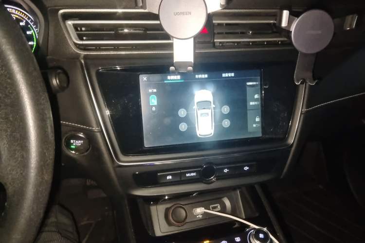 Used Roewe Ei5 2018 Internet Luxury Edition Audio And AC Panel
