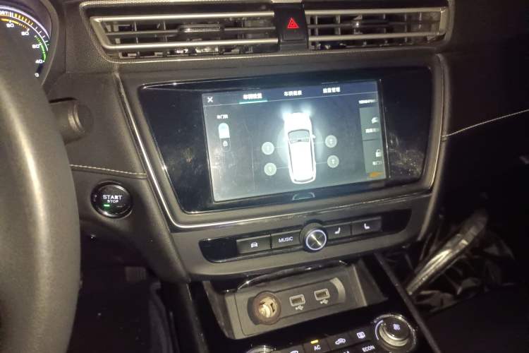 Used Roewe Ei5 2018 Internet Flagship Edition Audio And AC Panel