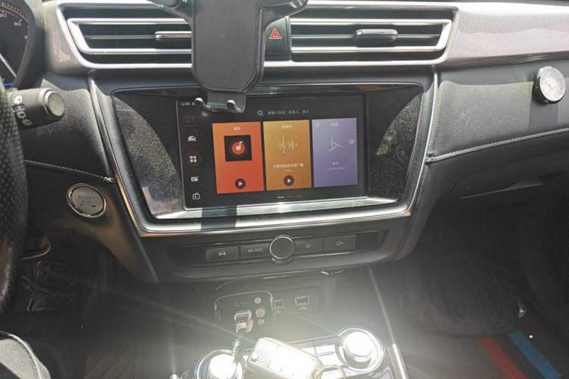 Used Roewe Ei5 2018 Internet Luxury Edition Audio And AC Panel