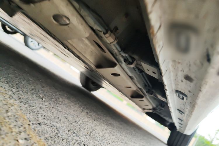 Used Roewe Ei5  Chassis Front Left