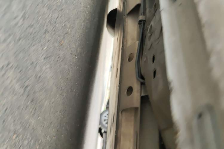 Used Roewe Ei5  Chassis Rear Left