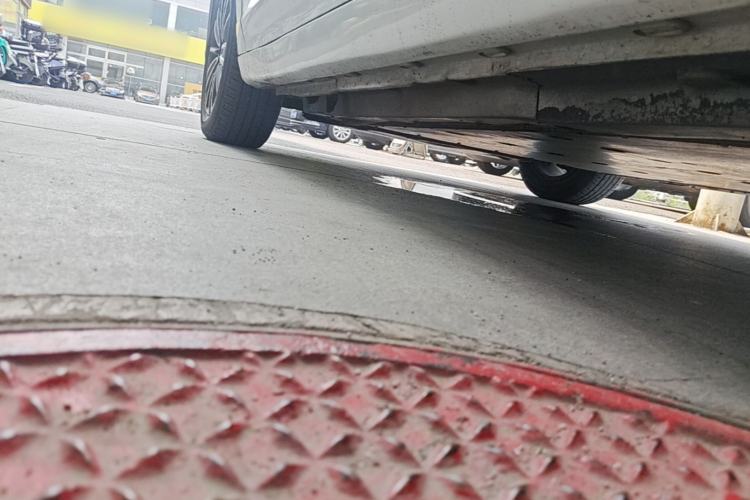 Used Roewe Ei5 2018 Internet Flagship Edition Chassis Rear Left