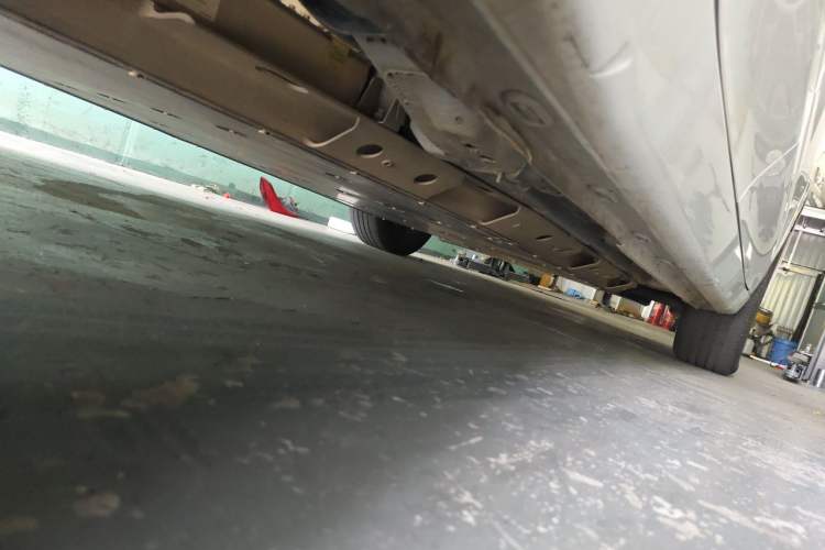 Used Roewe Ei5 2018 Internet Flagship Edition Chassis Rear Right