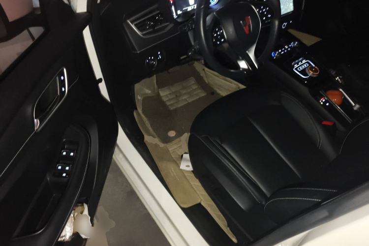 Used Roewe Ei5 2018 Internet Luxury Edition Driver Seat
