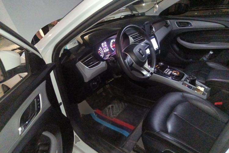 Used Roewe Ei5 2018 Internet Luxury Edition Driver Seat
