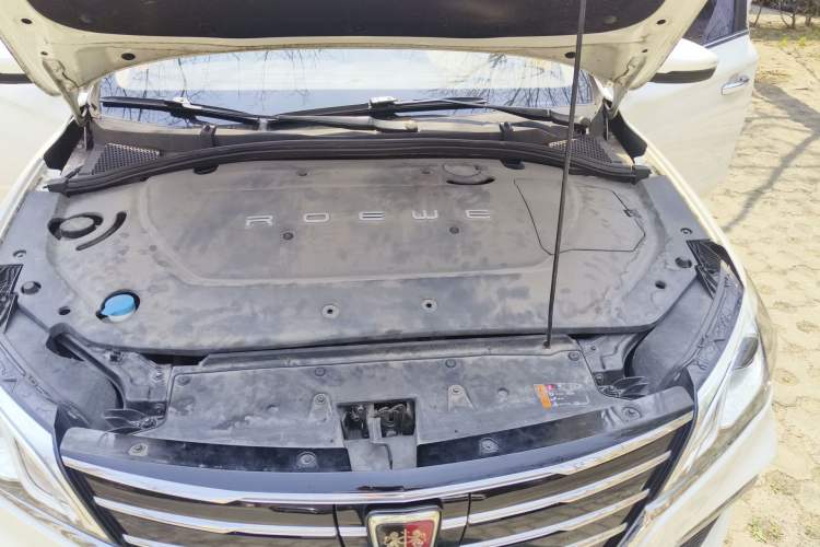 Used Roewe Ei5 2018 Internet Flagship Edition Engine Bay
