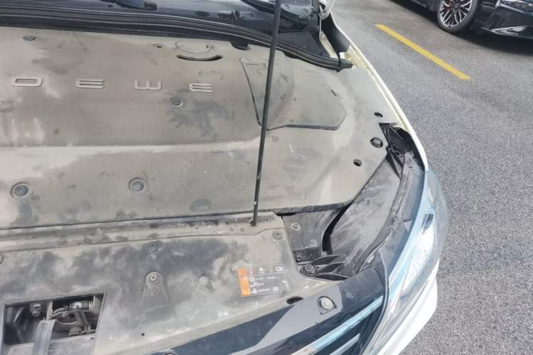 Used Roewe Ei5 2018 Internet Luxury Edition Engine Bay Left