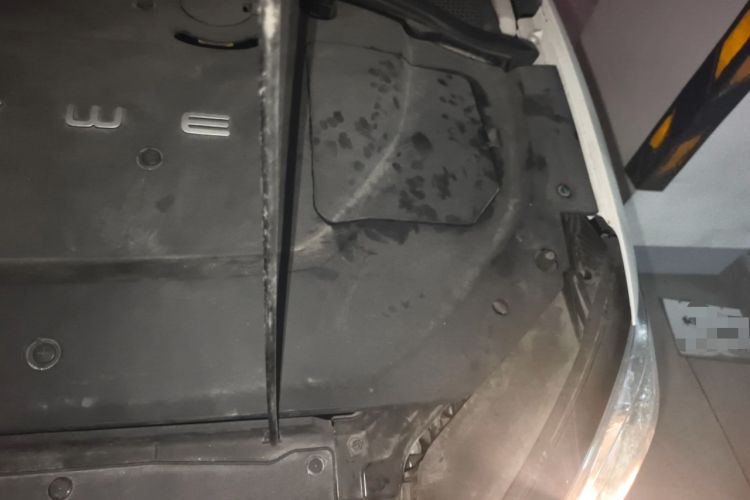 Used Roewe Ei5 2018 Internet Luxury Edition Engine Bay Left