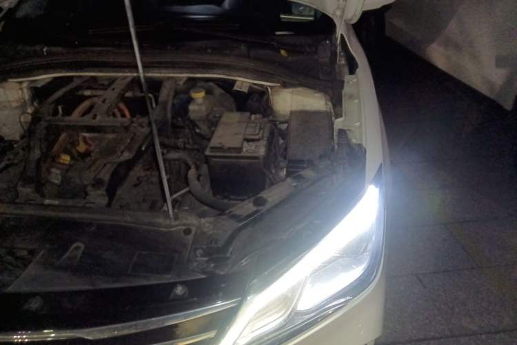 Used Roewe Ei5 2018 Internet Luxury Edition Engine Bay Left