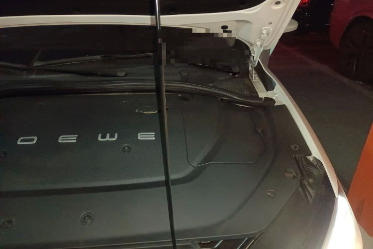 Used Roewe Ei5 2018 Internet Flagship Edition Engine Bay Left