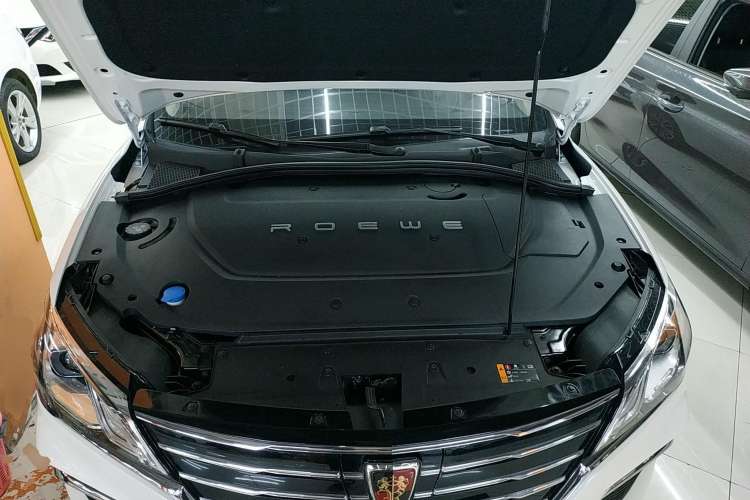 Used Roewe Ei5 2018 Internet Flagship Edition Engine Bay