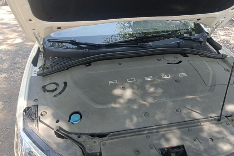 Used Roewe Ei5 2018 Internet Flagship Edition Engine Bay Right