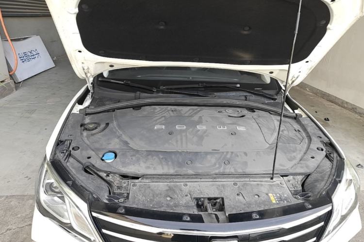 Used Roewe Ei5 2018 Internet Luxury Edition Engine Bay Right