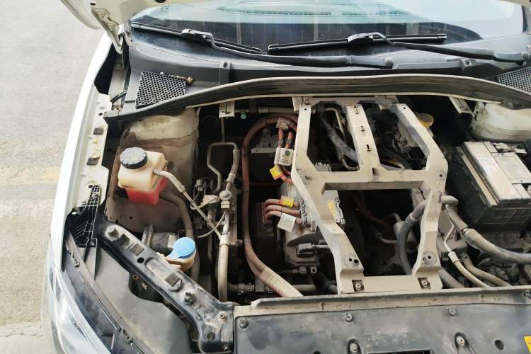 Used Roewe Ei5  Engine Bay Right