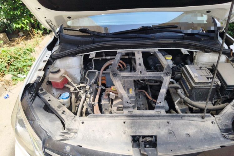 Used Roewe Ei5 2018 Internet Luxury Edition Engine Bay Right