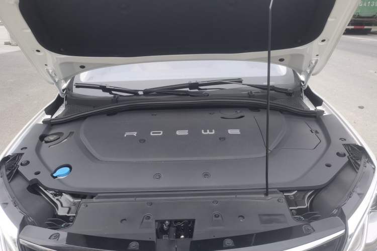 Used Roewe Ei5 2018 Internet Flagship Edition Engine Bay