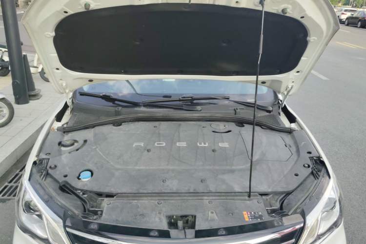 Used Roewe Ei5 2018 Internet Flagship Edition Engine Bay