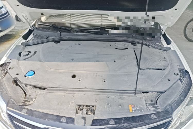 Used Roewe Ei5 2018 Internet Flagship Edition Engine Bay
