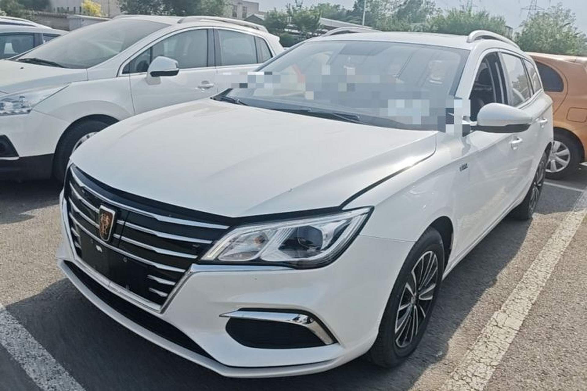 Used Roewe Ei5 2018 Internet Flagship Edition Front Left 45 Deg