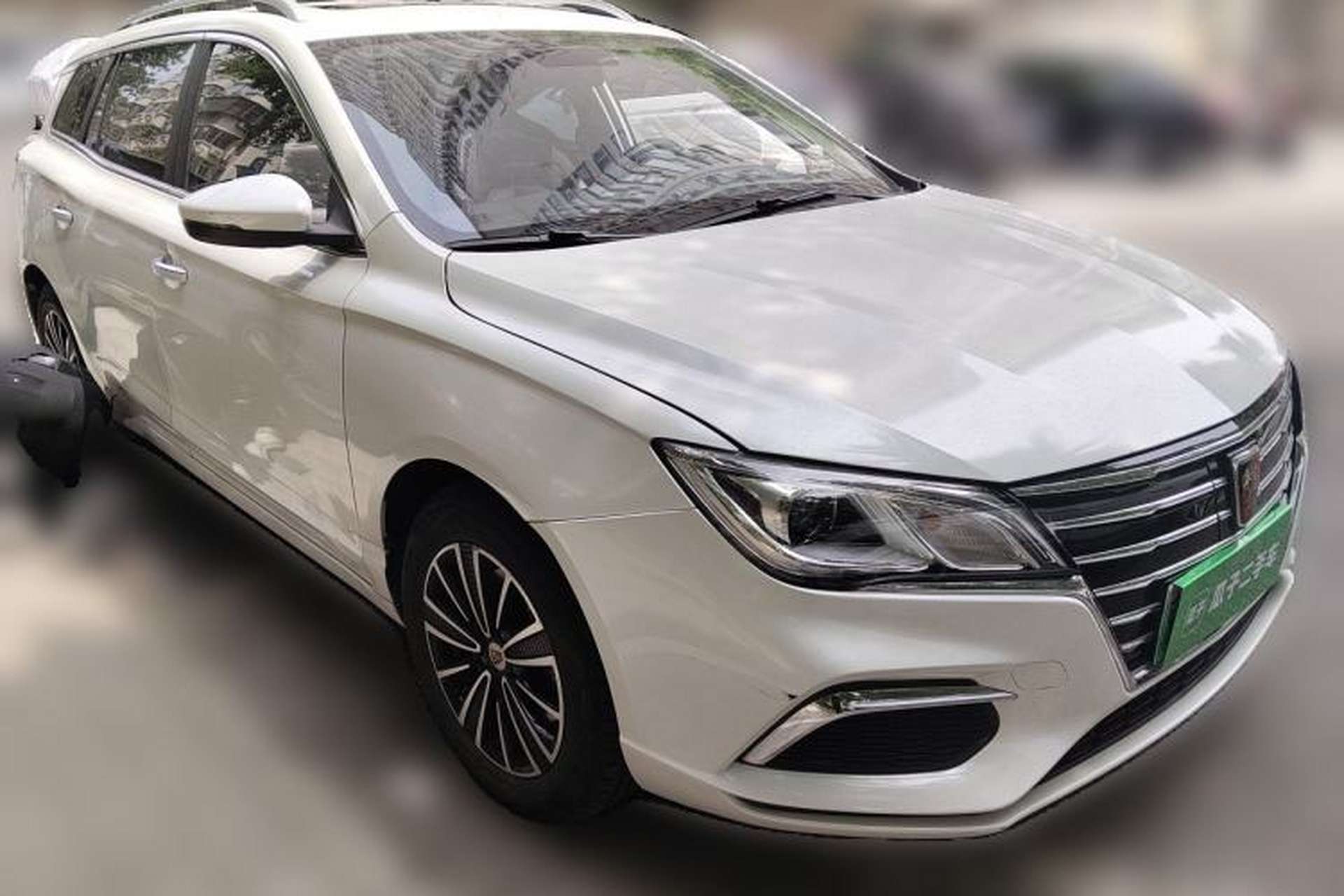 Used Roewe Ei5 2018 Internet Flagship Edition Front Right 45 Deg