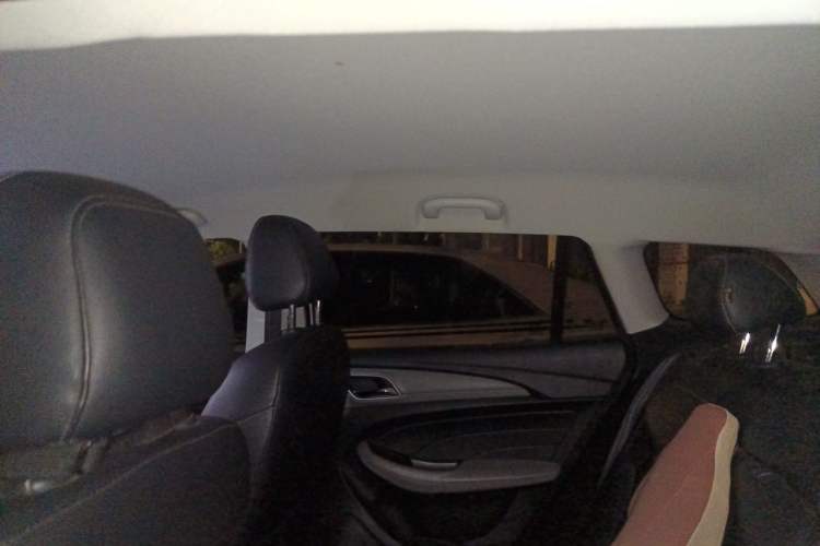 Used Roewe Ei5 2018 Internet Luxury Edition Headliner