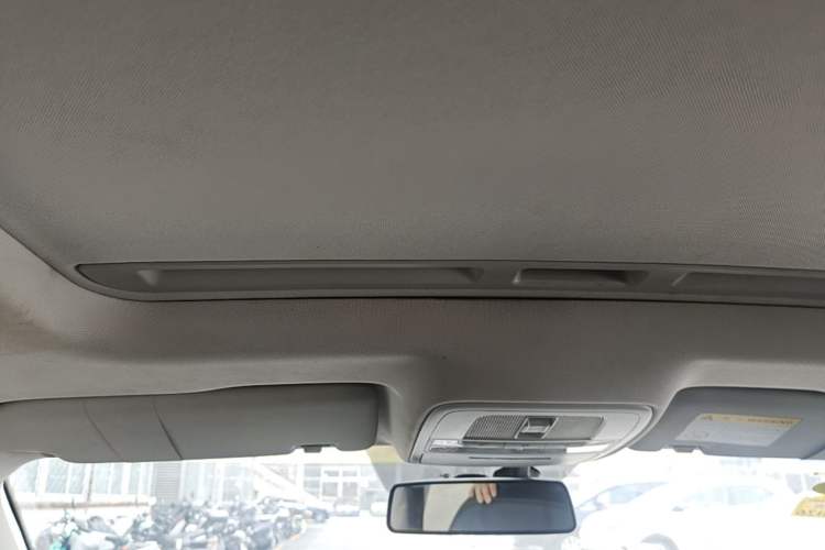 Used Roewe Ei5 2018 Internet Flagship Edition Headliner