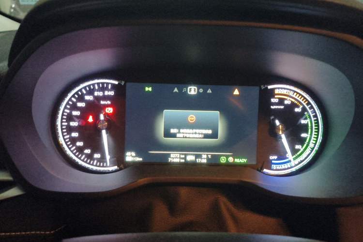 Used Roewe Ei5 2018 Internet Luxury Edition Instrument Cluster
