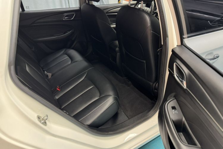Used Roewe Ei5 2018 Internet Luxury Edition Interior 11