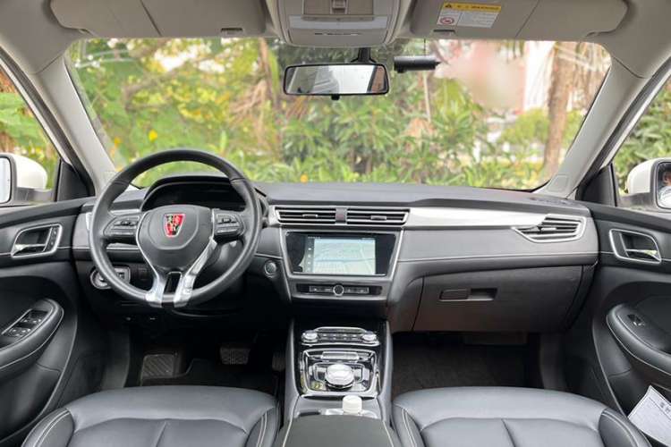 Used Roewe Ei5 2018 Internet Luxury Edition Interior 4