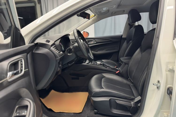 Used Roewe Ei5 2018 Internet Luxury Edition Interior 5