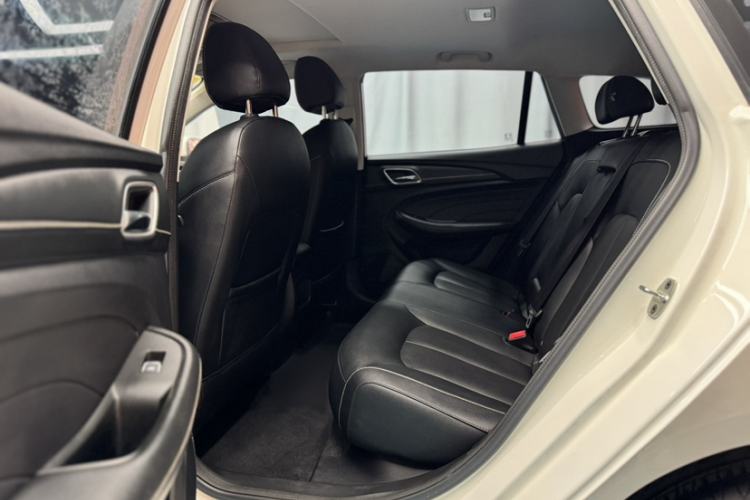 Used Roewe Ei5 2018 Internet Luxury Edition Interior 6
