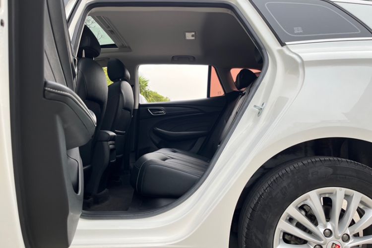 Used Roewe Ei5 2018 Internet Luxury Edition Interior 8
