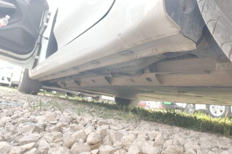 Used Roewe Ei5 2018 Internet Luxury Edition Left Side Sill