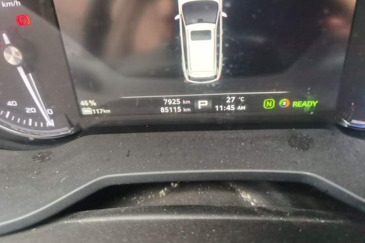 Used Roewe Ei5 2018 Internet Luxury Edition Odometer Close Up