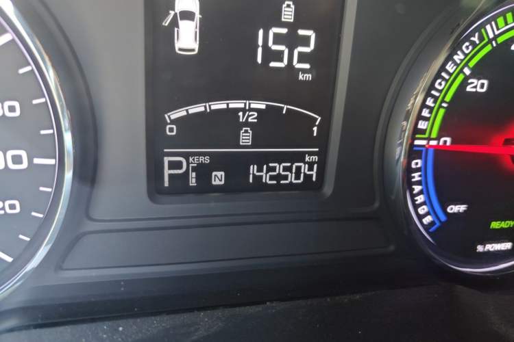 Used Roewe Ei5 2018 Internet Luxury Edition Odometer Close Up