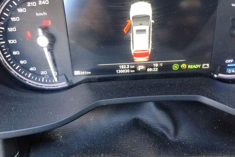 Used Roewe Ei5 2018 Internet Flagship Edition Odometer Close Up