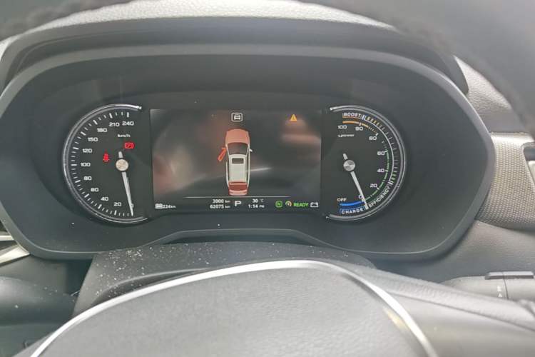 Used Roewe Ei5 2018 Internet Flagship Edition Odometer Close Up