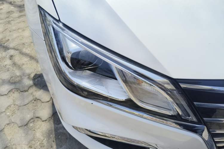 Used Roewe Ei5 2018 Internet Flagship Edition Right Front Headlight