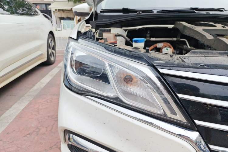Used Roewe Ei5 2018 Internet Flagship Edition Right Front Headlight