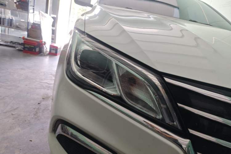 Used Roewe Ei5 2018 Internet Flagship Edition Right Front Headlight