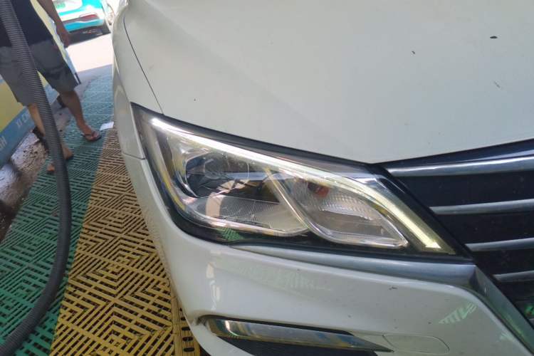Used Roewe Ei5 2018 Internet Luxury Edition Right Front Headlight