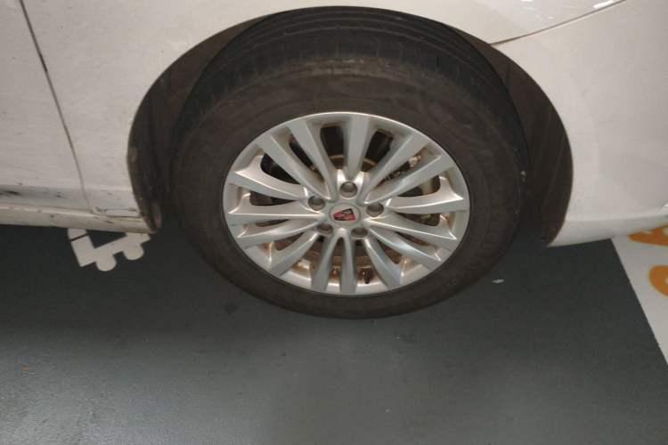 Used Roewe Ei5 2018 Internet Luxury Edition Right Front Wheel Hub